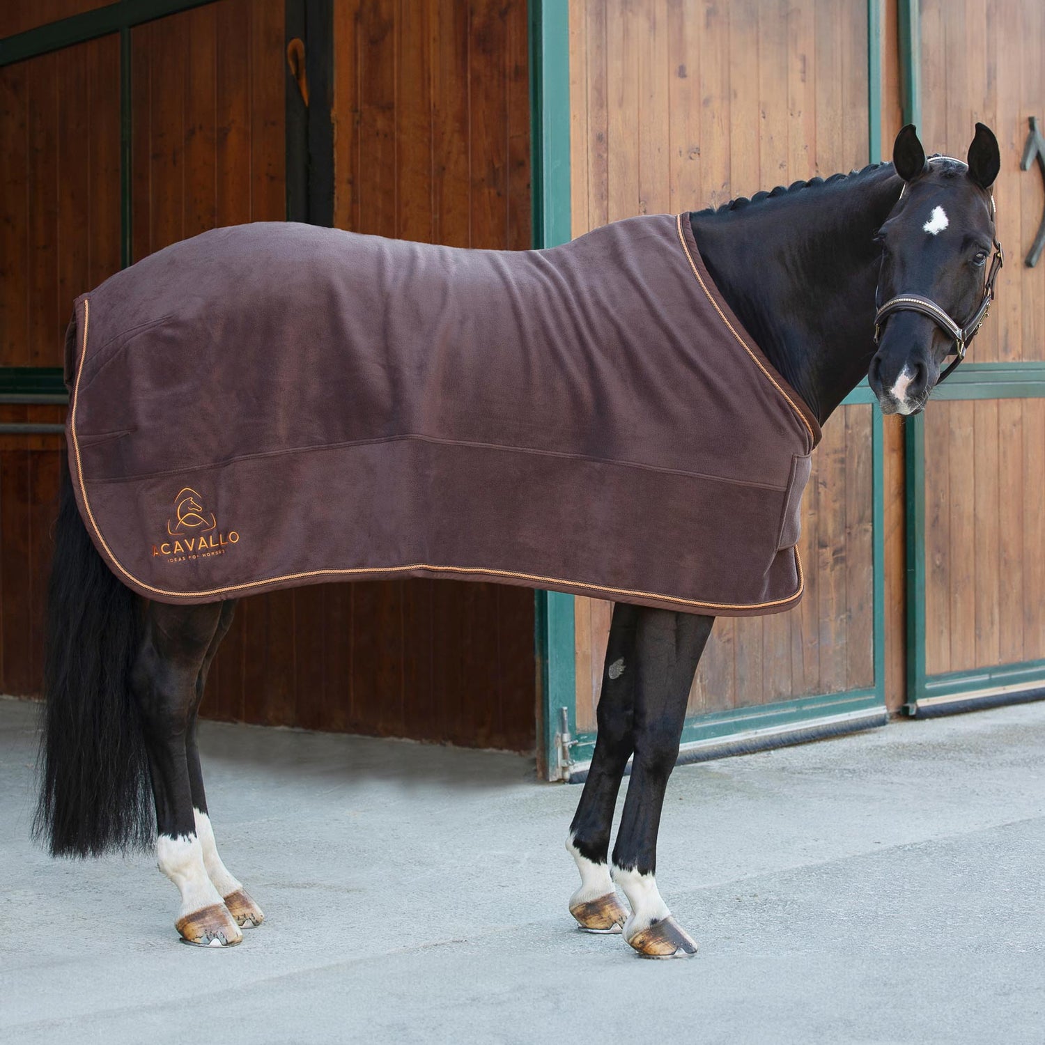 Acavallo Fleece Stable Rug 800G #colour_brown