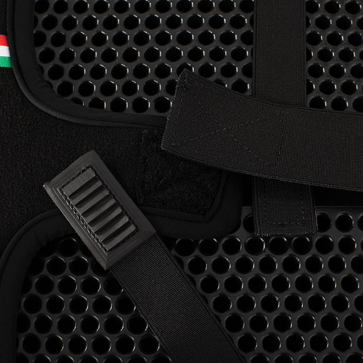 Acavallo Standard Seat Saver Jumping Classic Gel-In Dri-Lex 20mm #colour_black