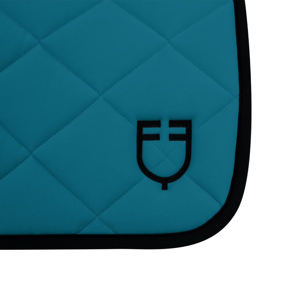 Dressage saddle pad in technical fabric