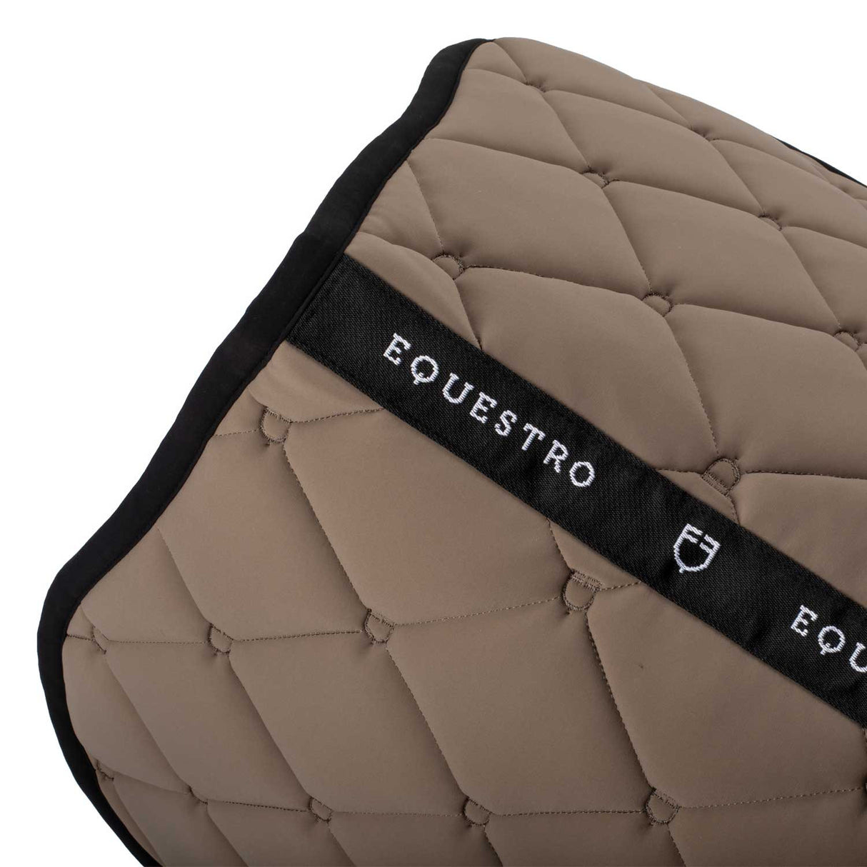 Jumping saddle pad in technical fabric