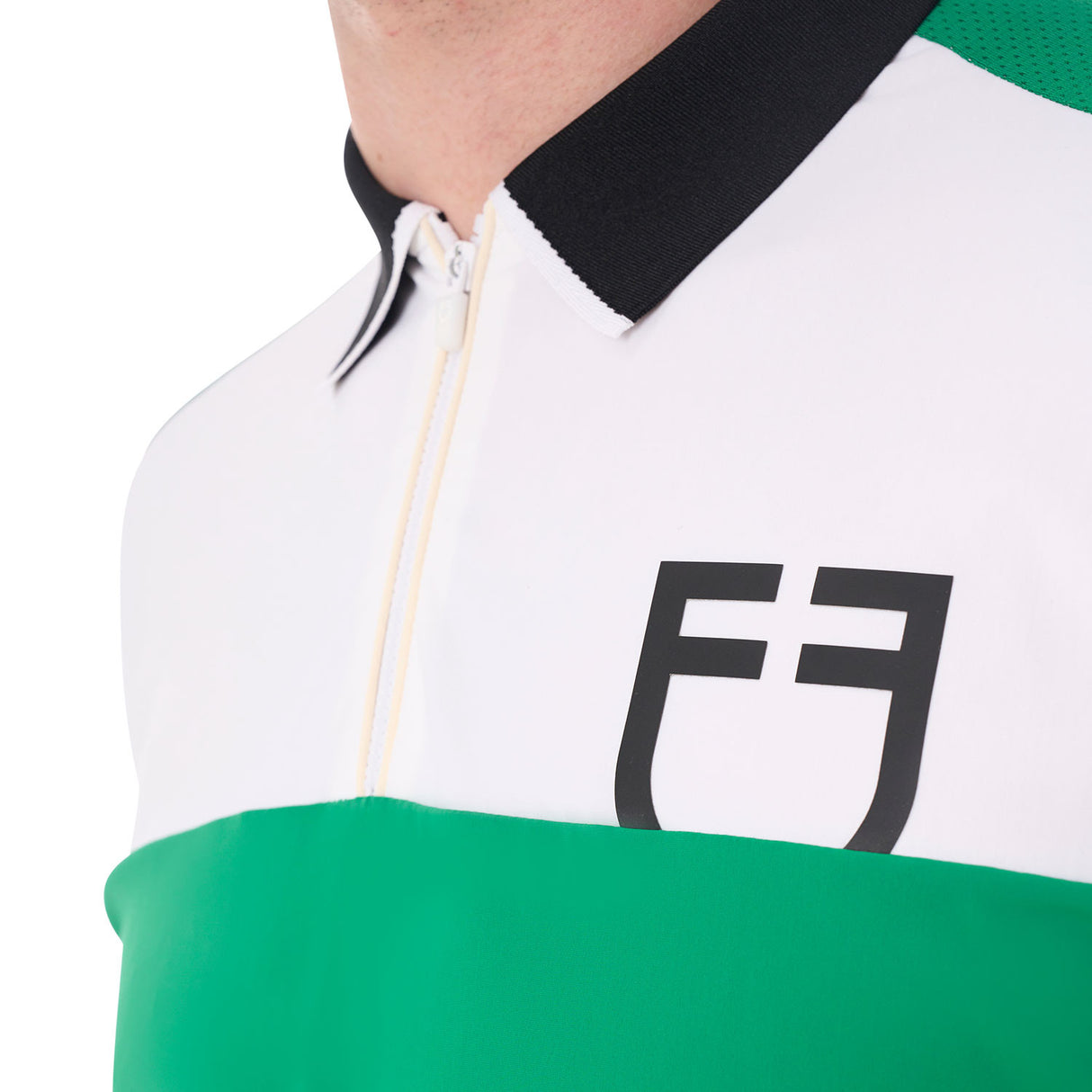 Men's slim fit training polo shirt with front logo