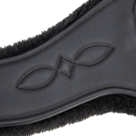 Shires Velociti LUSSO Anatomical SupaFleece Girth #colour_black