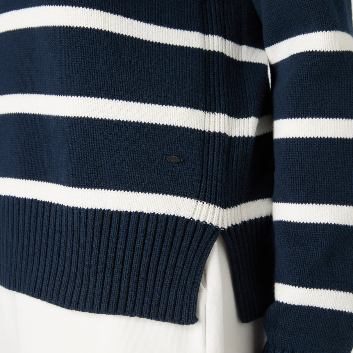 Musto Women's Original Marine Knit #colour_navy