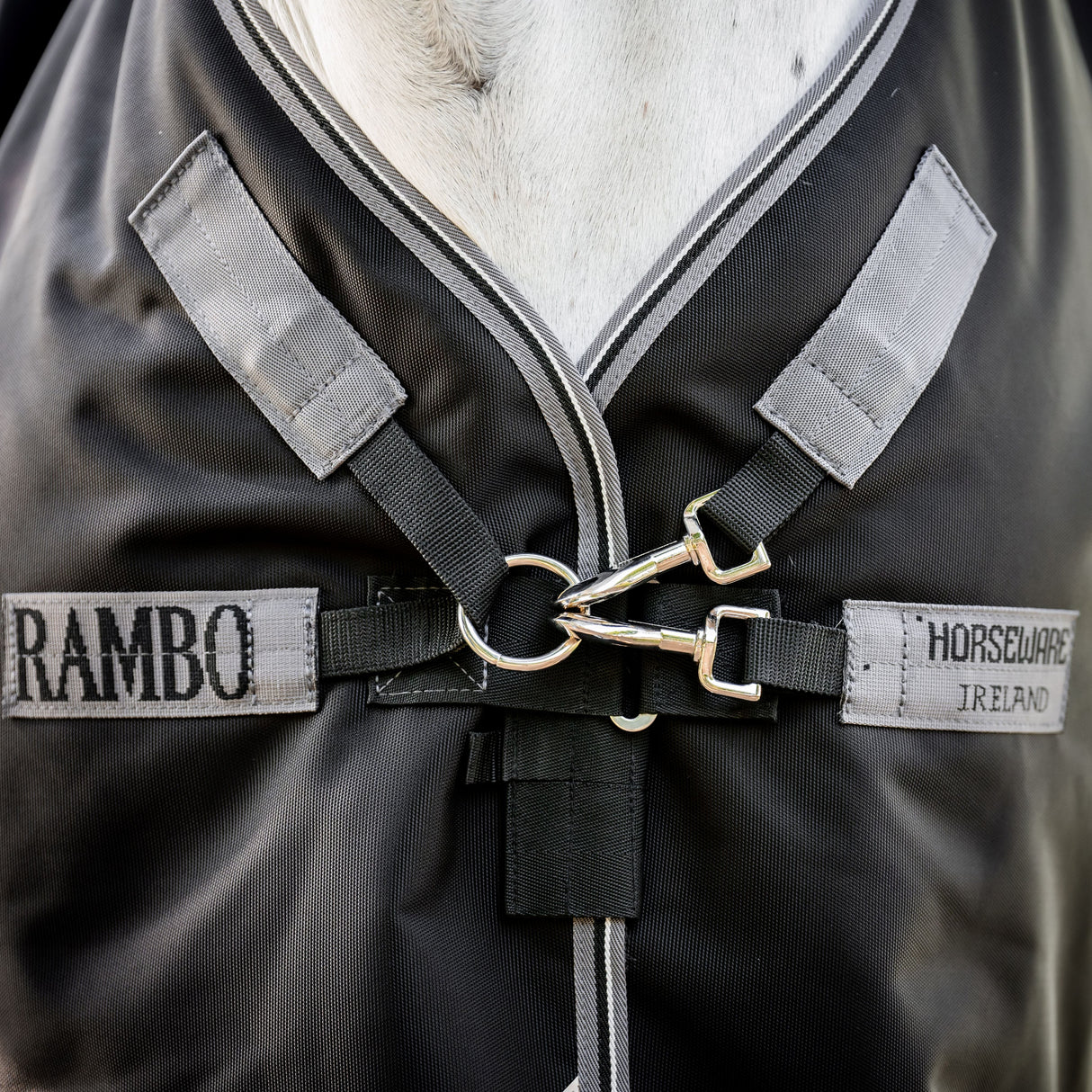 Horseware Ireland Rambo 1680D 250g Vari-Layer Turnout Rug #colour_black-thunderstorm-grey-silver