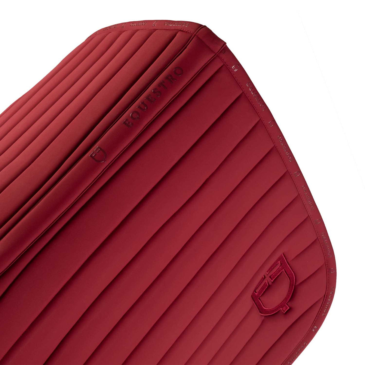 Silica jumping saddle pad