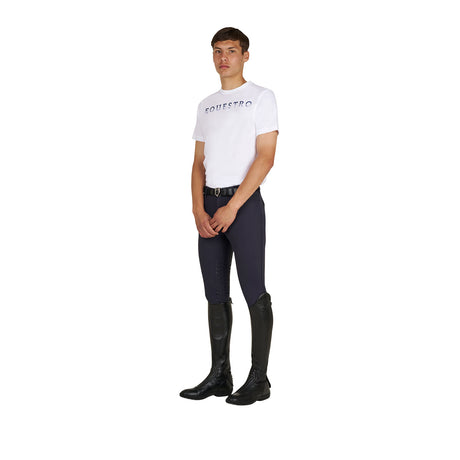 Men's basic T-shirt with chest lettering