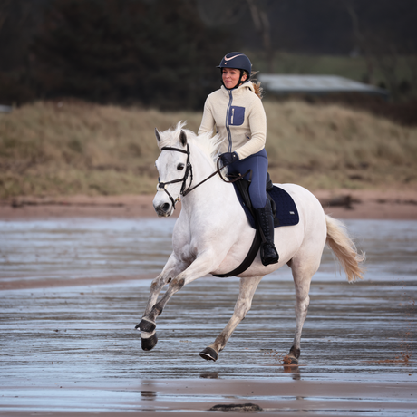 Shires Aubrion Clement Fleece Jacket #colour_natural
