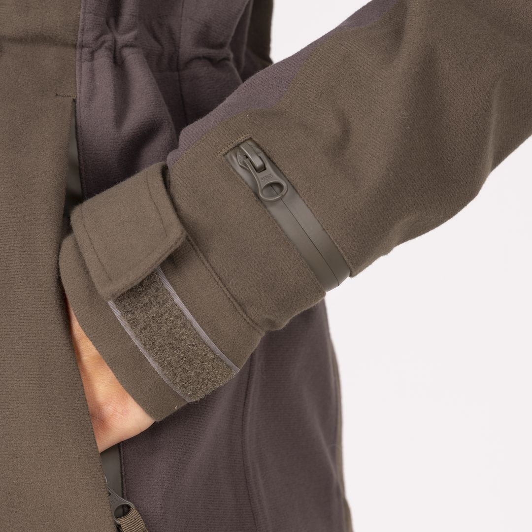 Shires Aubrion Heritage Unisex Full Zip Jacket #colour_dark-olive